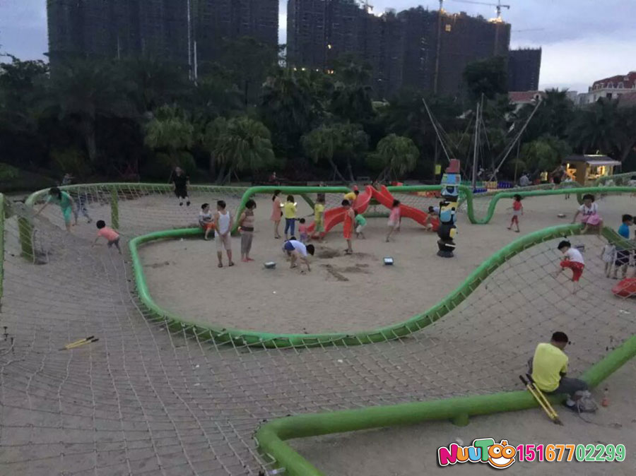 幼兒園環(huán)境的營造需要什么？離不開優(yōu)質(zhì)的游樂設(shè)備