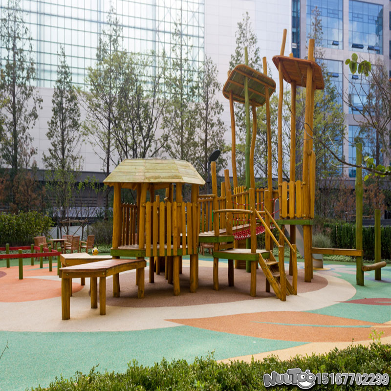 戶(hù)外親子游樂(lè)設(shè)備讓?xiě)敉庥瓮娓H近